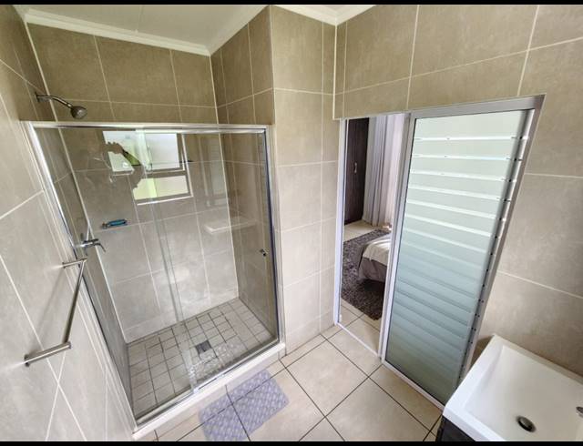 2 BEDROOM APARTMENT FOR SALE IN MODDERFONTEIN